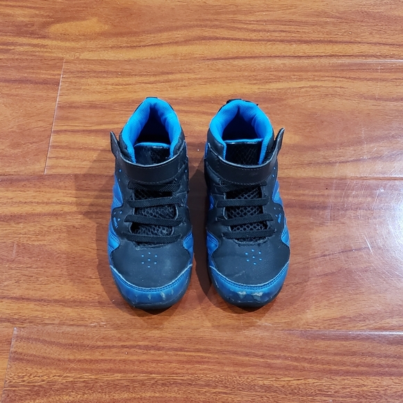 Shoes For Kids Bundle Size 11 - Picture 5 of 5